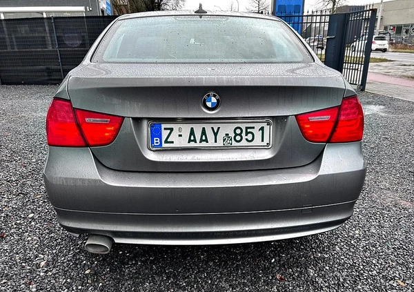 BMW Seria 3 cena 26800 przebieg: 220000, rok produkcji 2010 z Siedlce małe 497